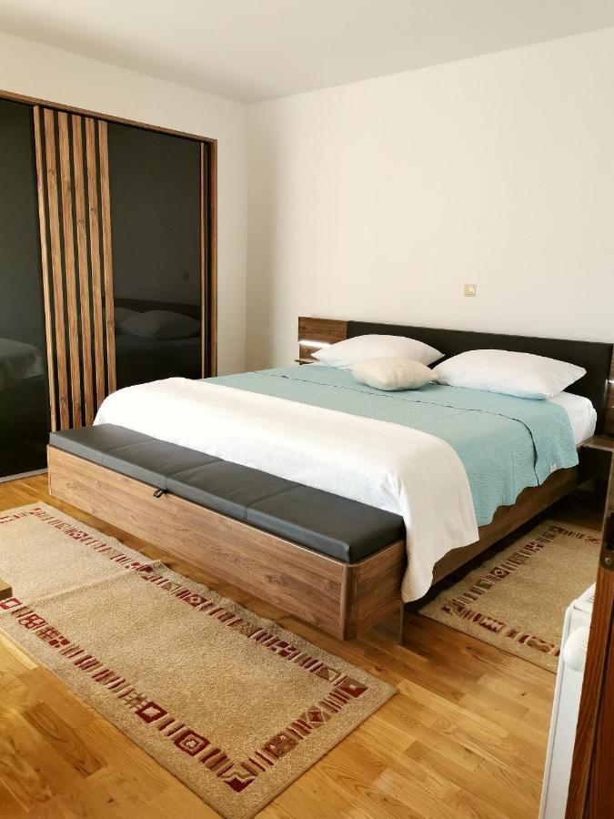 Apartment Brala Posedarje Bagian luar foto