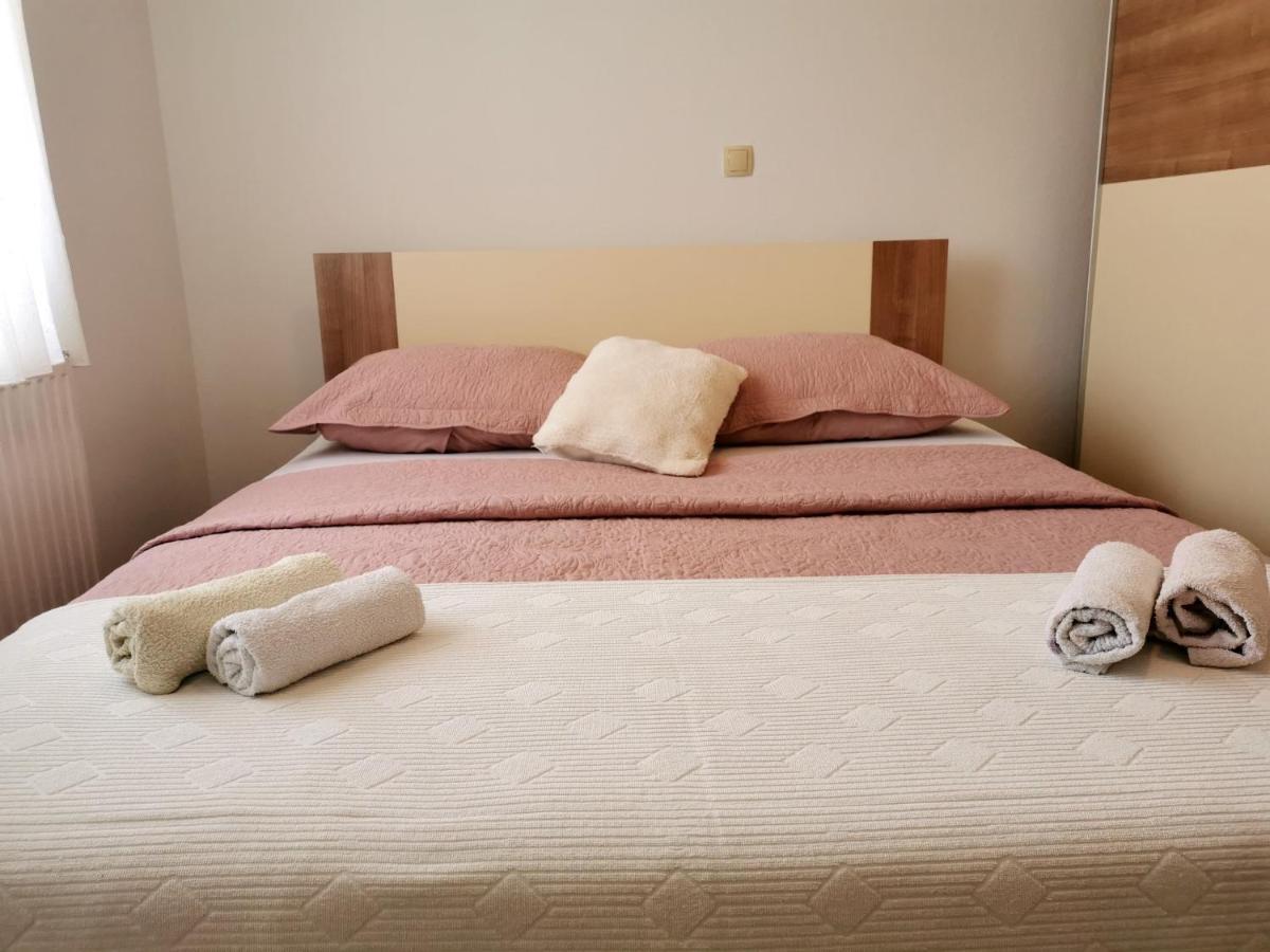 Apartment Brala Posedarje Bagian luar foto