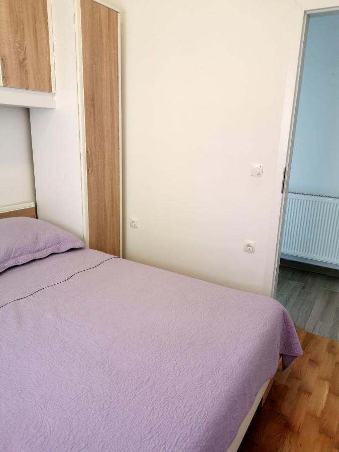 Apartment Brala Posedarje Bagian luar foto