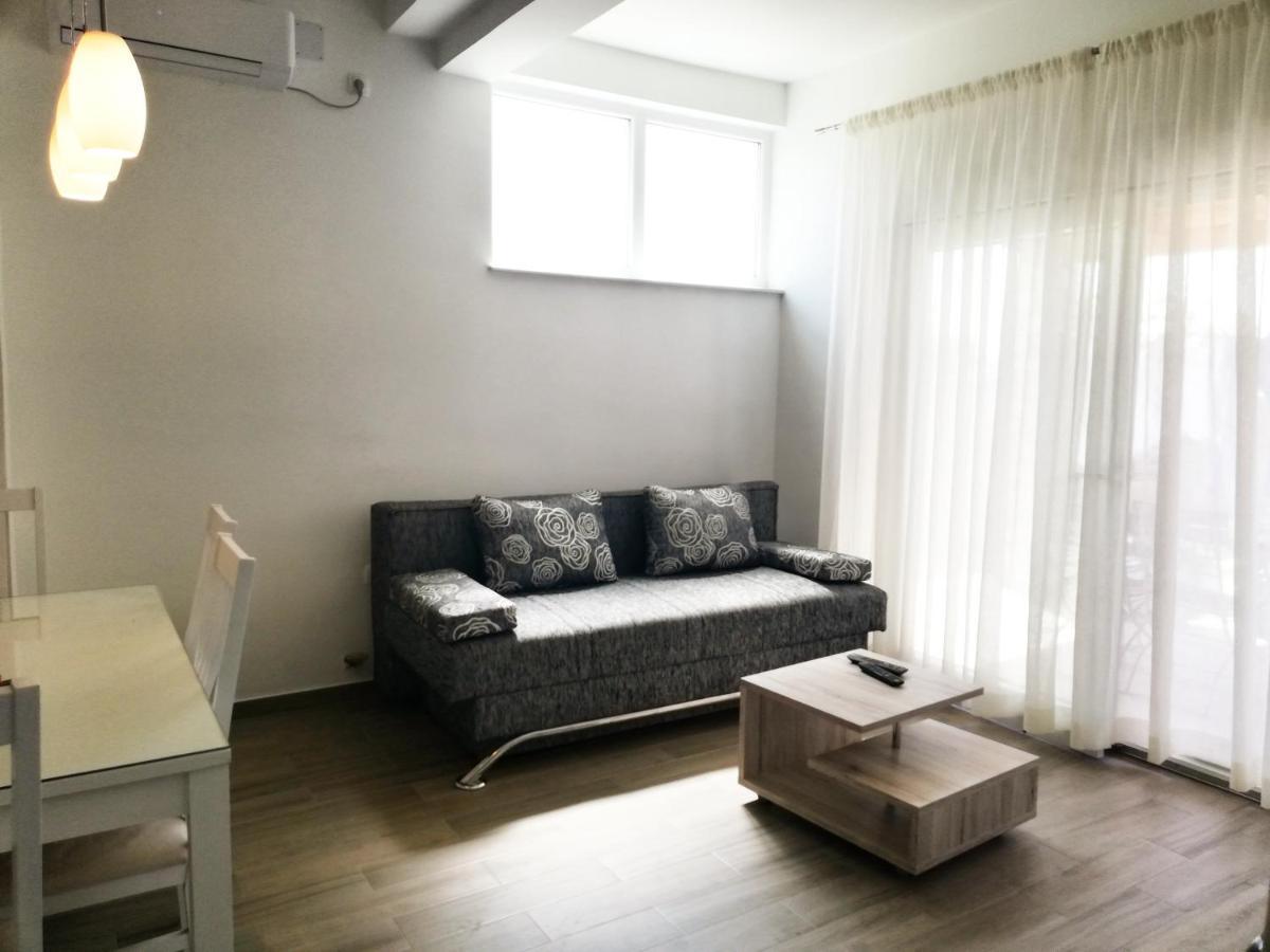 Apartment Brala Posedarje Bagian luar foto
